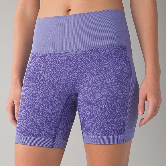 lululemon athletica Pants - Lululemon purple sculpt shorts